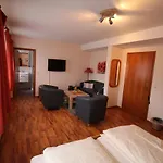 Garni Zur Post Hotel