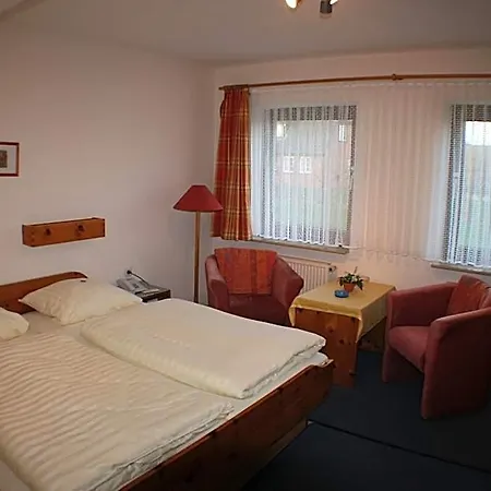 Garni Zur Post Hotel *