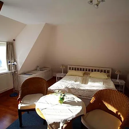 Hotel Garni Zur Post Utersum