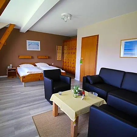 Garni Zur Post Hotel *