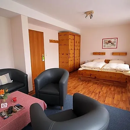 Garni Zur Post Hotel Utersum