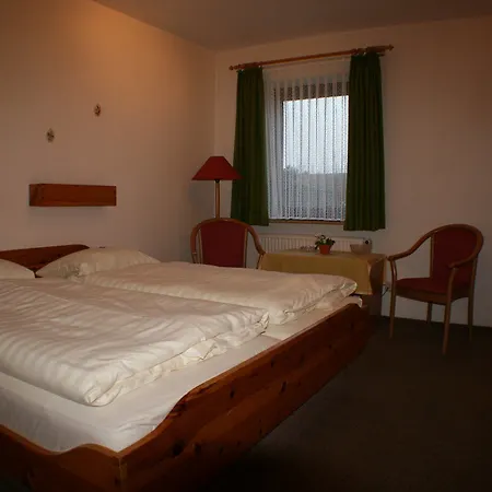 Garni Zur Post * Utersum