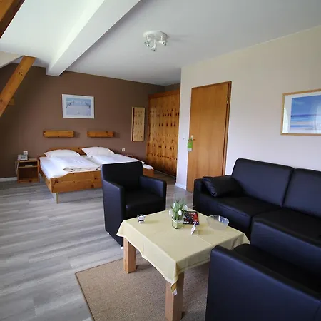 Hotel Garni Zur Post Utersum