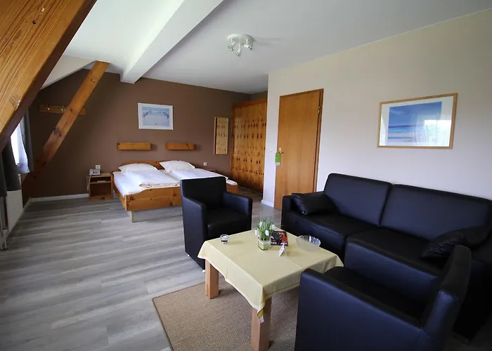 Hotel Garni Zur Post Utersum